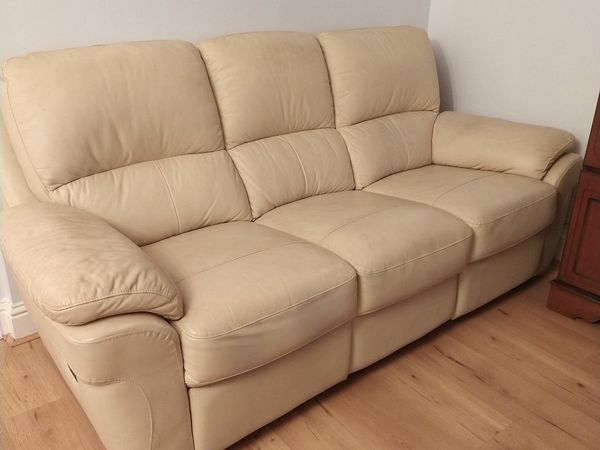 3 seater recliner cream leather couch.