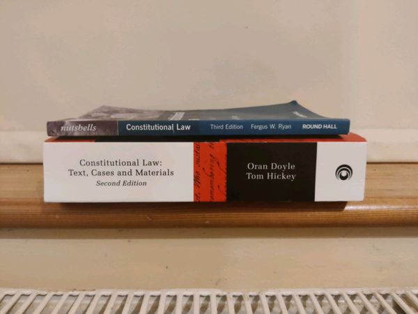 Constitutional law: Text, Cases and Material
