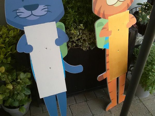 Wooden cartoon characters