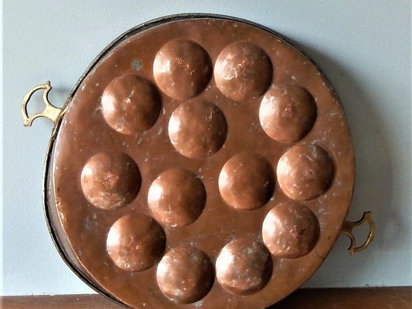 Large copper and brass baking mould