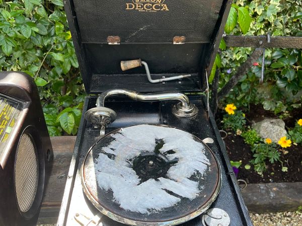 Decca gramophone