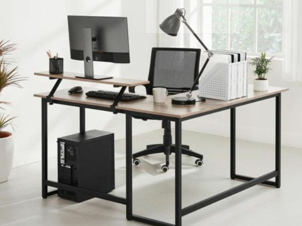 New Spacious Office Desk - FREE P&P