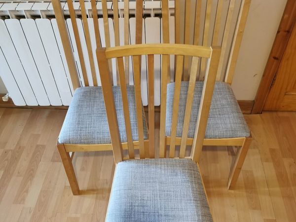 Oak solid quality 3 chairs