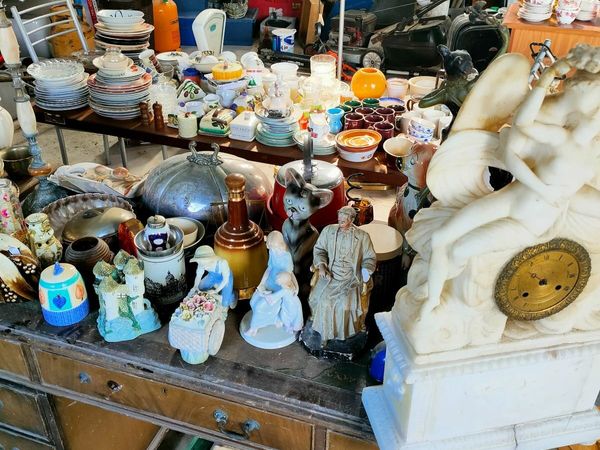 Antiques/collectables