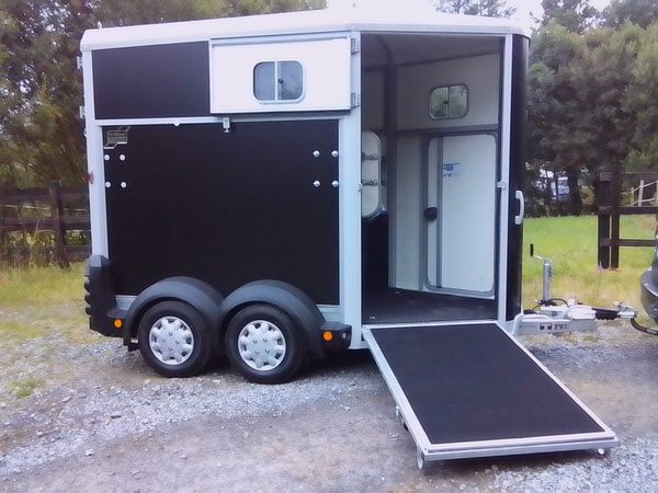 Brand new 506 Ifor Williams horse box