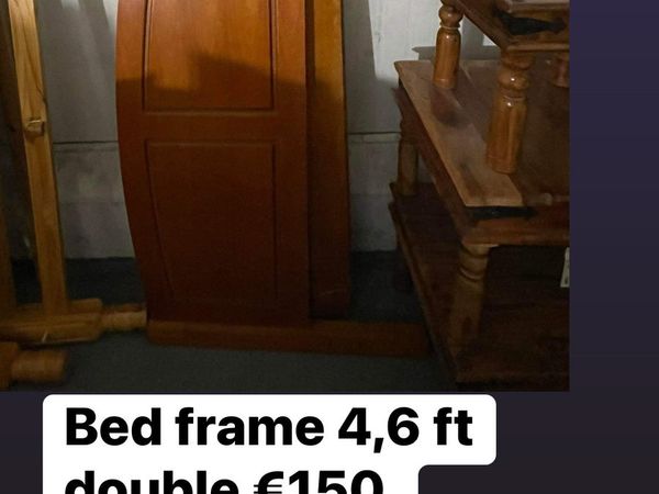 Double bed frame 4,6 ft €150