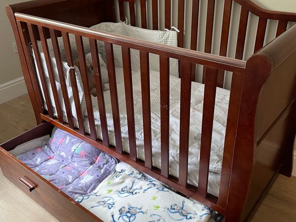 Oslo Cot Bed