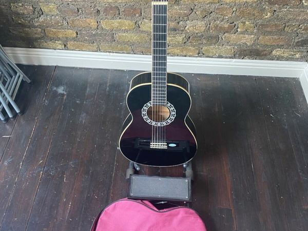 3/4 Size Acoustic Guitar with Case, Stand, and Foot Rest