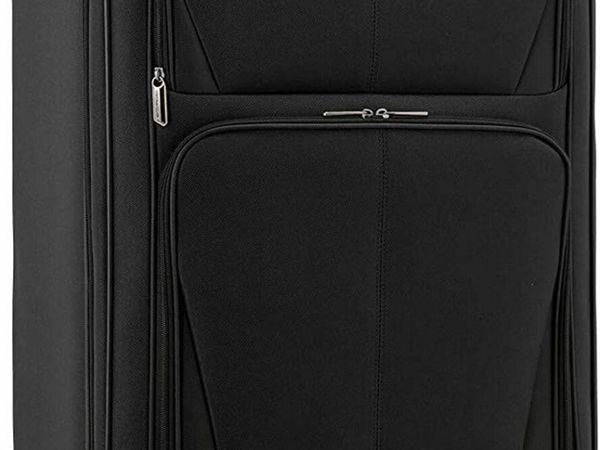 2 x soft sided U.S. Traveler Aviron Bay 31" luggag