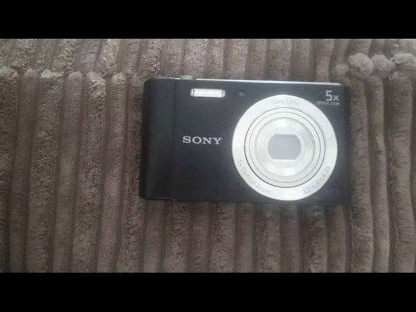 Sony cyber shot camera