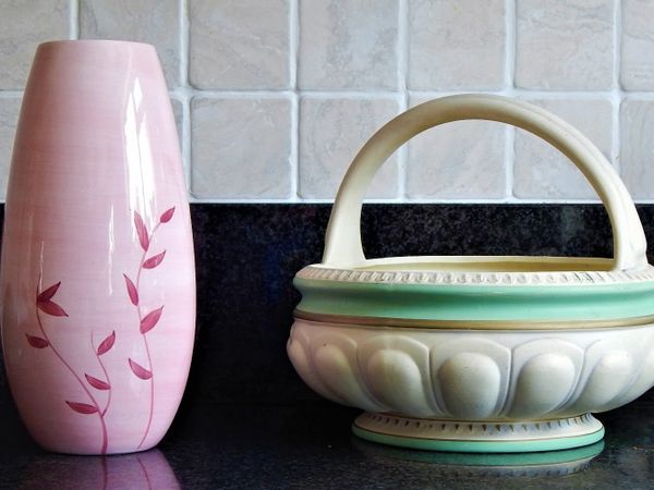 Pottery dish and ceramic vase