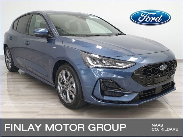 Ford Focus Hatchback, Petrol, 2024, Blue