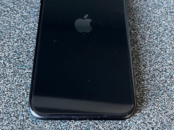 iPhone 11 64gb Black unlocked