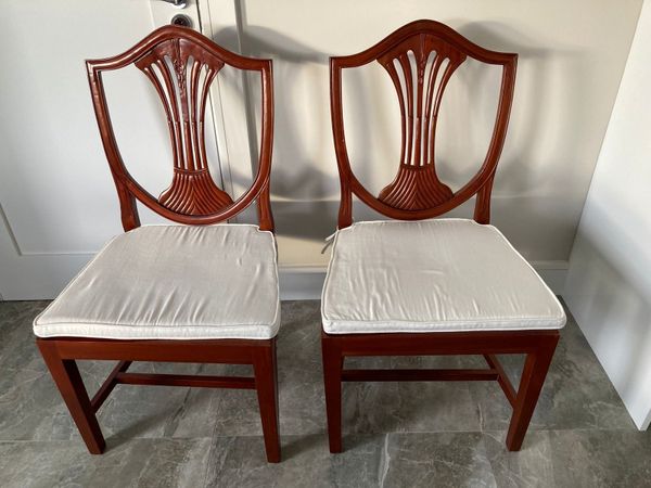 Pair of mahogany dining chairs.