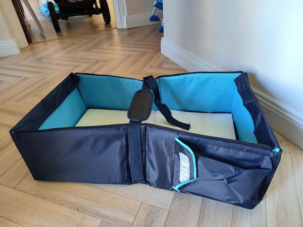 Baby Molto layette travel cot
