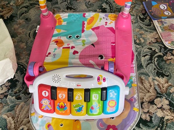 Baby floor mat, mobile and keyboard and baby bath