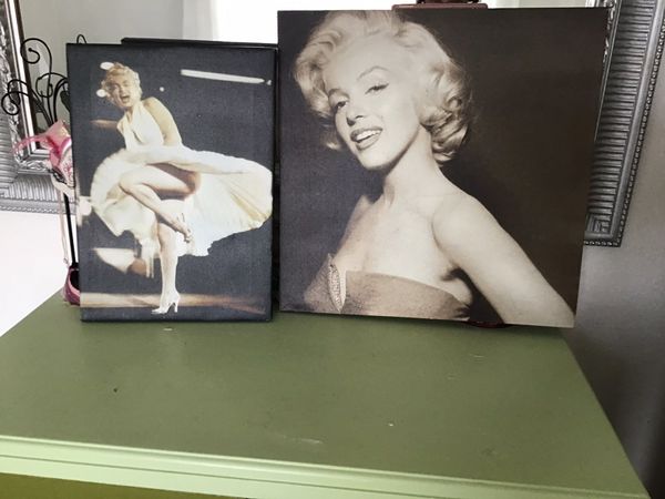 2 Marlyn Monroe Canvas Pictures