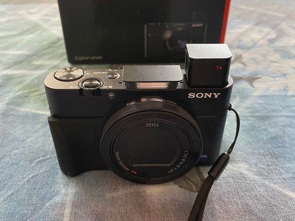 Sony Camera Rx100M5A - Mint