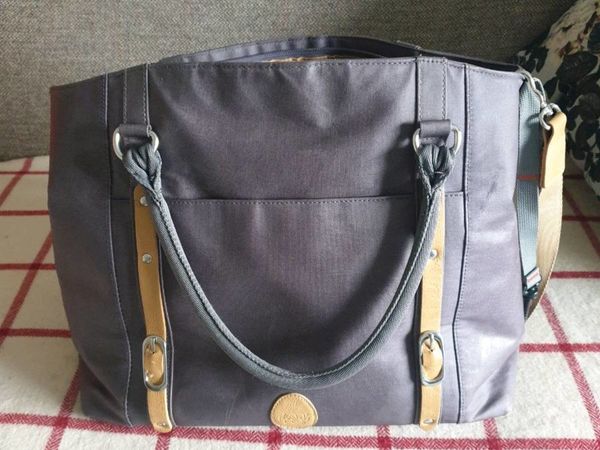 Pacapod baby bag carrier in immaculate condition