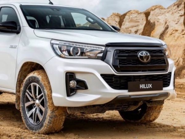 TOYOTA HILUX INVINCIBLE 2020 WANTED FULL FRONT
