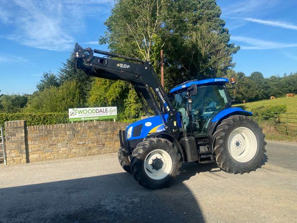 New Holland T6050 with loader