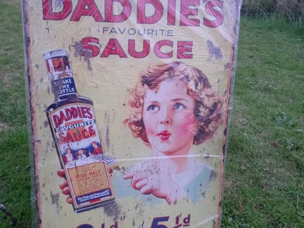 Large Daddie's Sauce Tin Sign