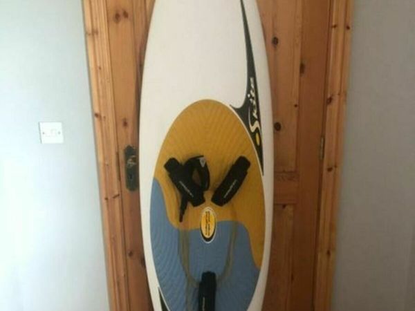 KITE BOARD 6FT 7 INCH *** ( price reduced due to hot weather :-) ***