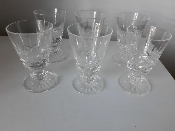 6 x cut glass liquor / sherry glasses