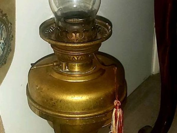 Large solid brass oil lamp 31"