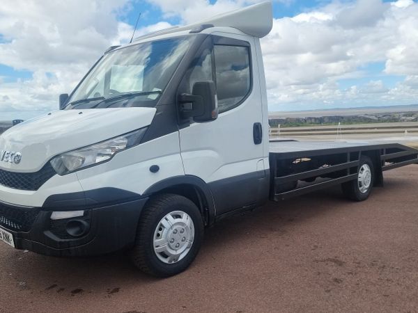 Iveco Daily 2016 recovery beavertail