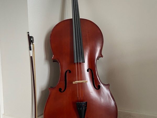 Full size cello