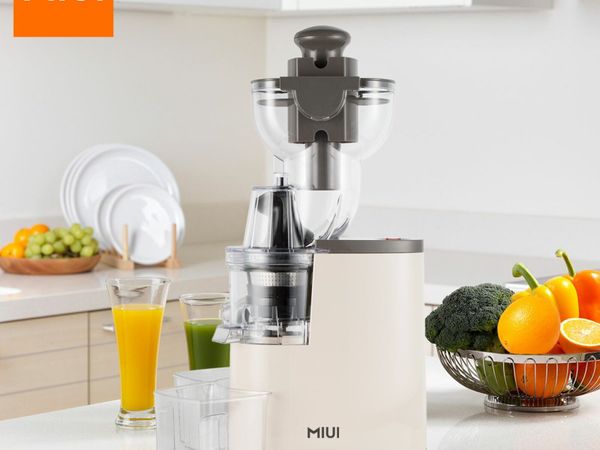 Slow Juicer with Stainless Steel Strainer (FFS6), New FilterFree Juice Concerto 150W,Summer New release - Home Edition