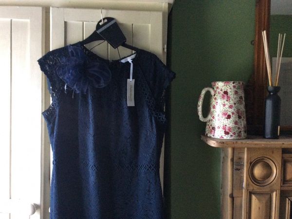 DEBUT NAVY BLUE  LACE MIDI DRESS SIZE 16 NEW