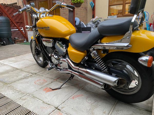 Honda VF750 for sale in Laois for €3,400 on DoneDeal