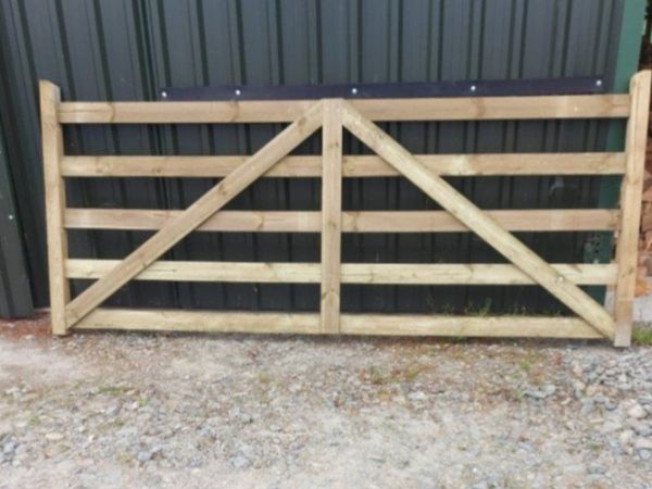 Wooden gates 2