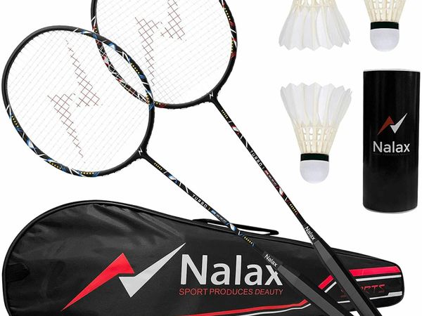 Badminton Set, 2 Player Badminton Rackets Professional Graphite High-Grade Badminton Racquet with 3 Shuttlecocks and 1 Carrying Bag for Backyard Games Suitable for Amateurs and Professionals