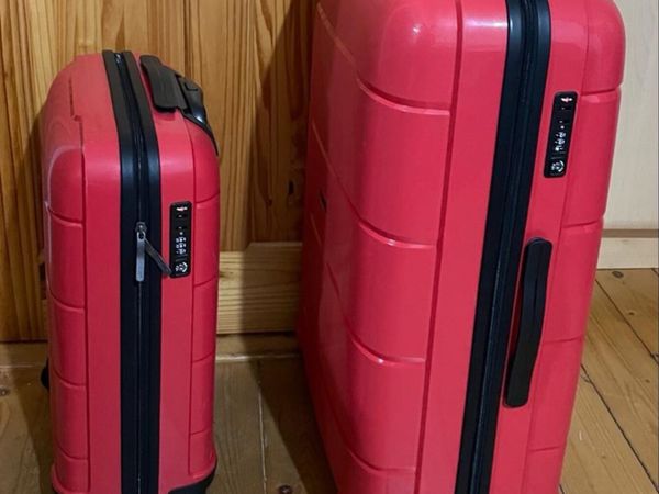 2 sets of Luggages