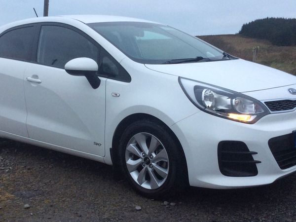 Kia Rio Hatchback, Petrol, 2016, White