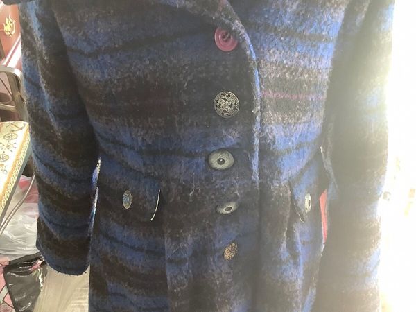Stunning Joe brown blue wool check coat like new