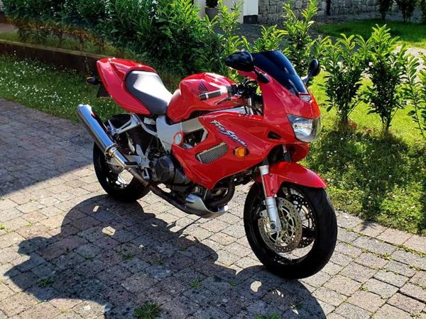 Honda Vtr1000 Firestorm 11 All Sections Ads For Sale In Ireland Donedeal