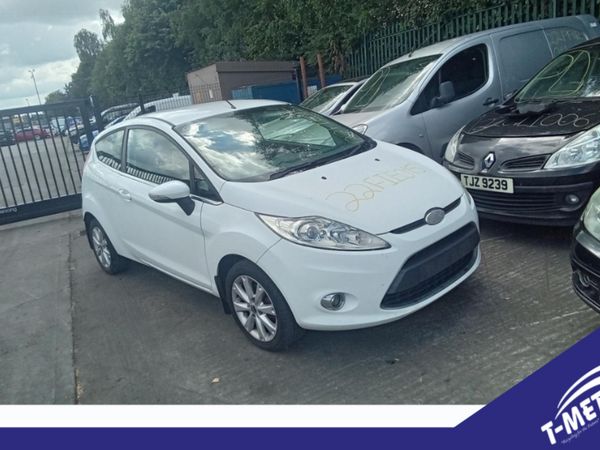 Ford Fiesta, 2009 BREAKING FOR PARTS