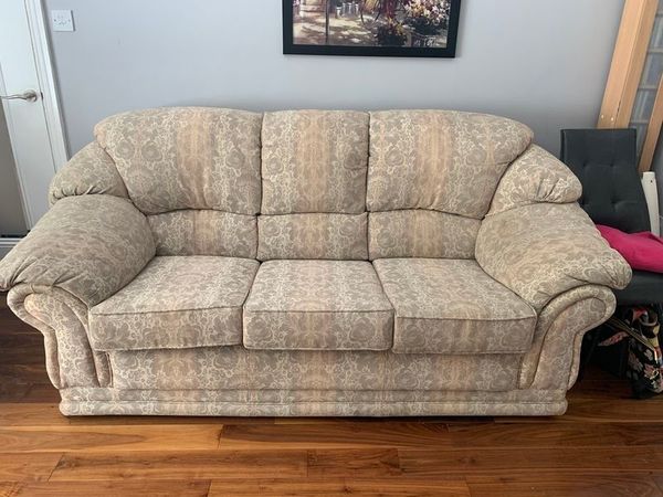 3 seater Sofa and 2 arm chairs