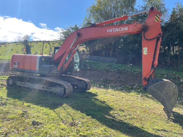 Hitachi Zaxis 200LC Excavator