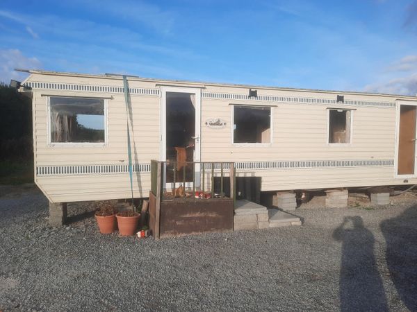 Mobile home 2 bed oil heated