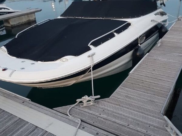 Crow liner 23 feet 350BHP 340 Hours as new