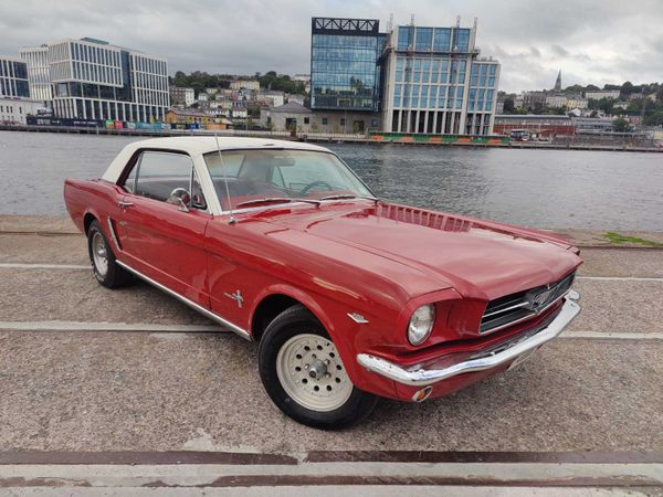 1965 Ford Mustang V8