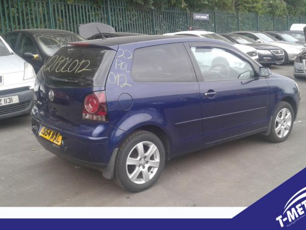 Volkswagen Polo Hatchback, Petrol, 2008, Blue