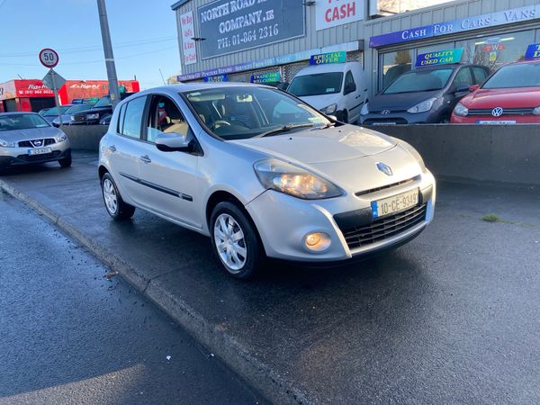 Renault Clio Hatchback, Diesel, 2010, Silver