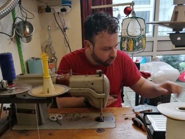 Sewing machine mechanic