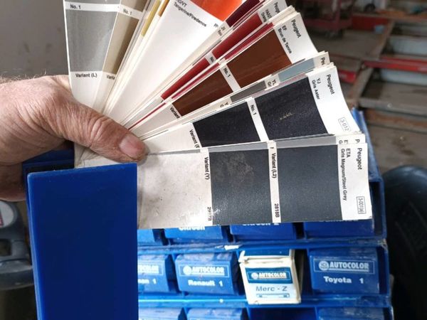 Colour swatch ici paint system for cars